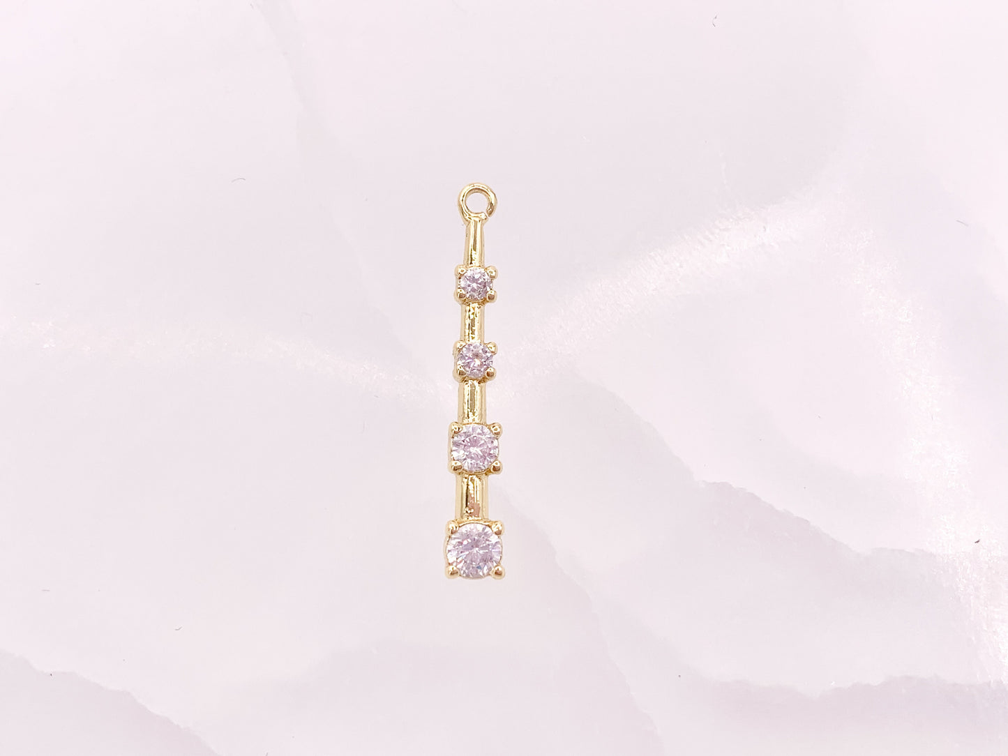 Vertical Rhinestone Bar Pendants with Open Ring in 18K Gold Plated Copper 10pcs