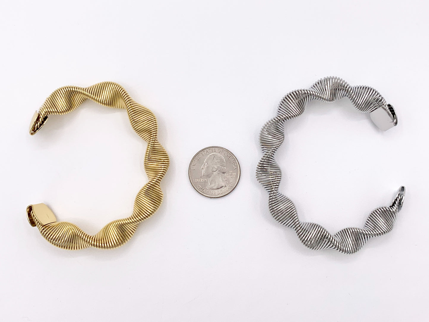 Unique Wavy Bracelet Cuffs in Real Gold/Platinum 18K Plated Copper 2 pcs